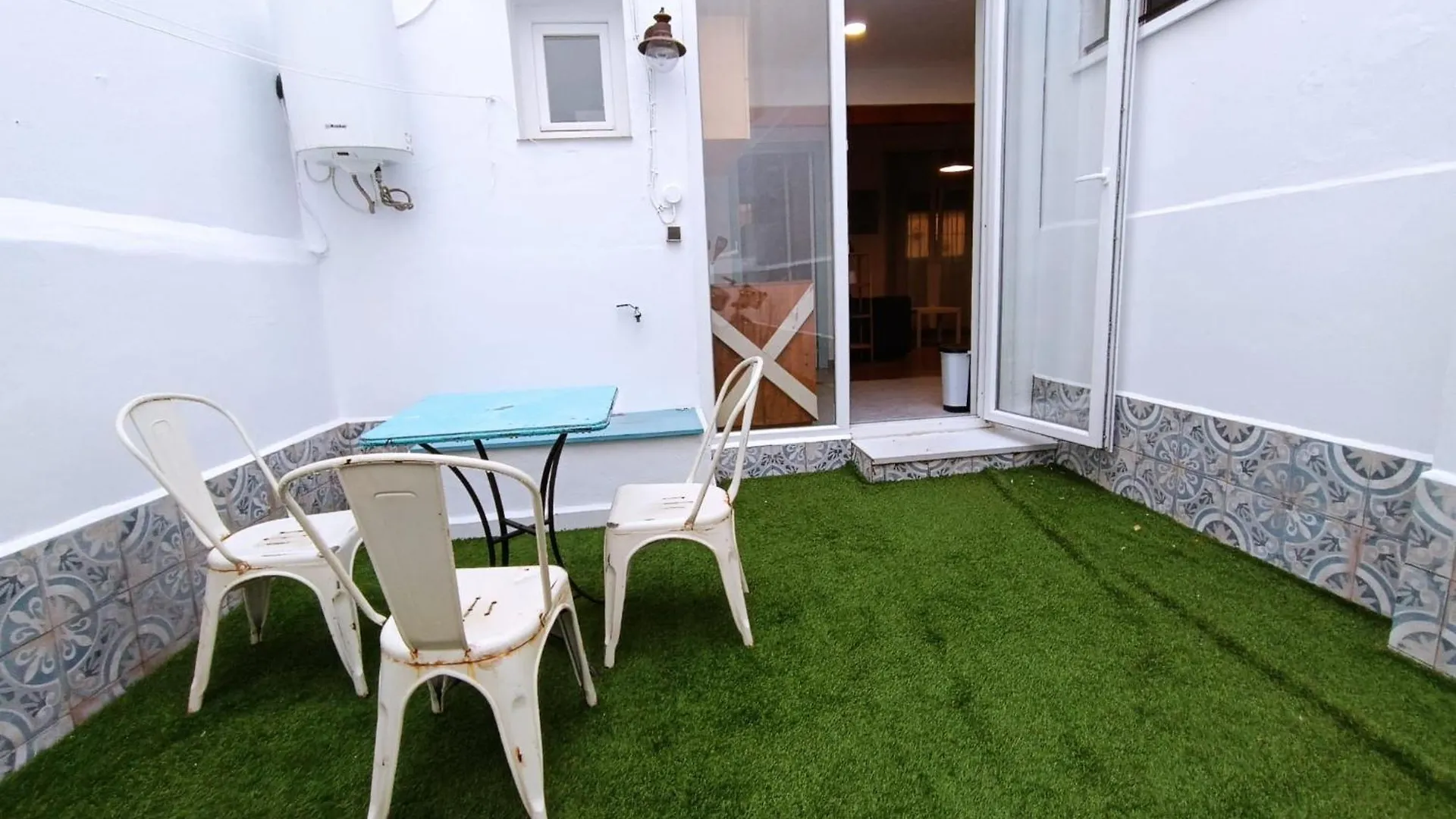 La Casa De Las Bicis Cadiz 0*,