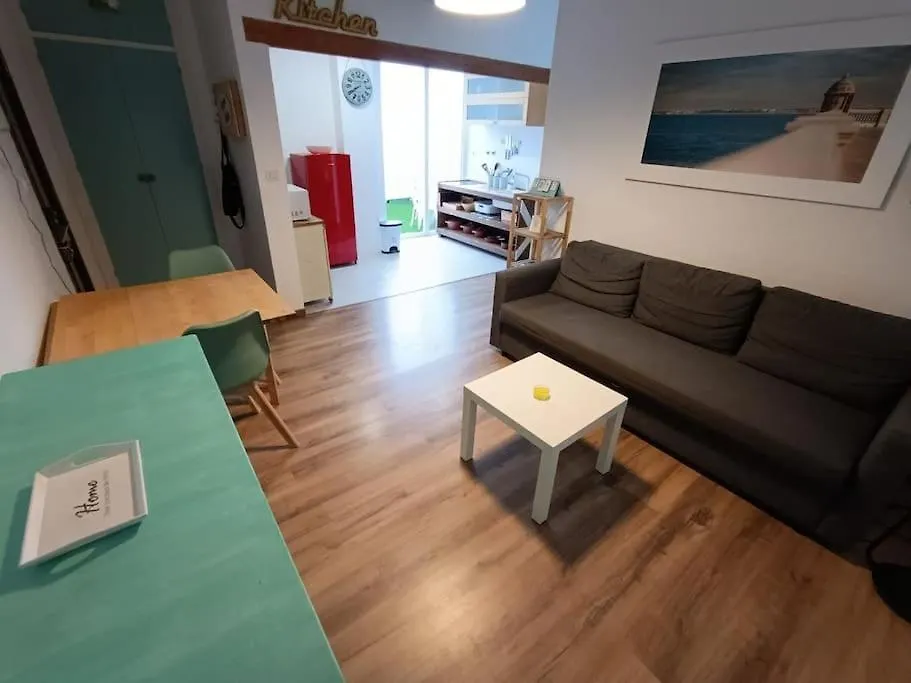 Apartment La Casa De Las Bicis Cadiz Spain